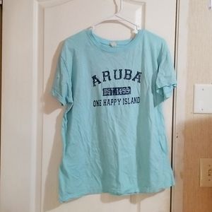 A short sleeve shirt